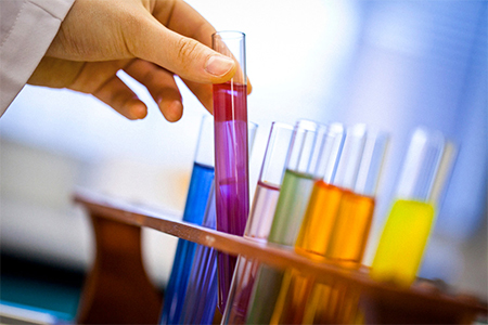 制药公司近年来研发投入回报率逐年降低？