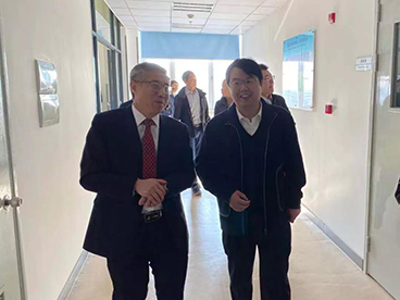 浦东新区管小军副区长一行10余人莅临九游会老哥俱乐部现场调研CRO市场及公司业态