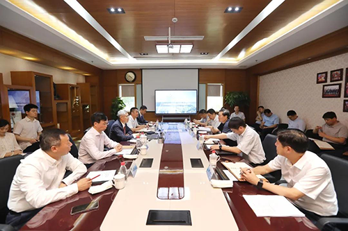 上海市委常委、浦东新戋戋委书记翁祖亮调研九游会老哥俱乐部生物医药